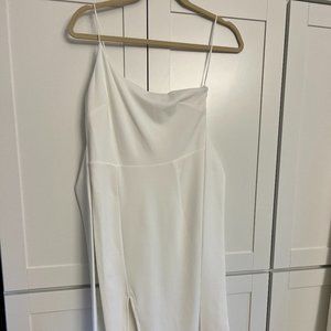 Never worn - Lulu's - Club Scene White One-Shoulder Bodycon Midi Dress